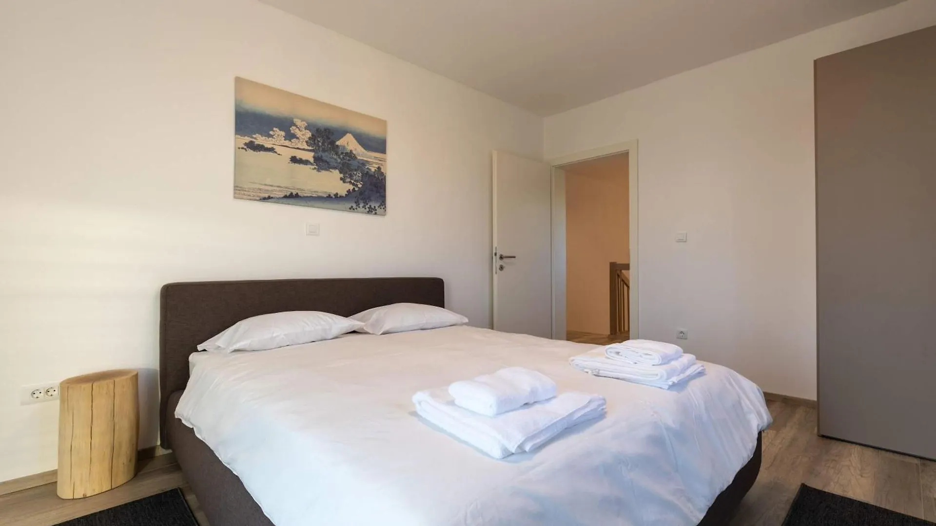 Villa Elysium Diminići 0*,